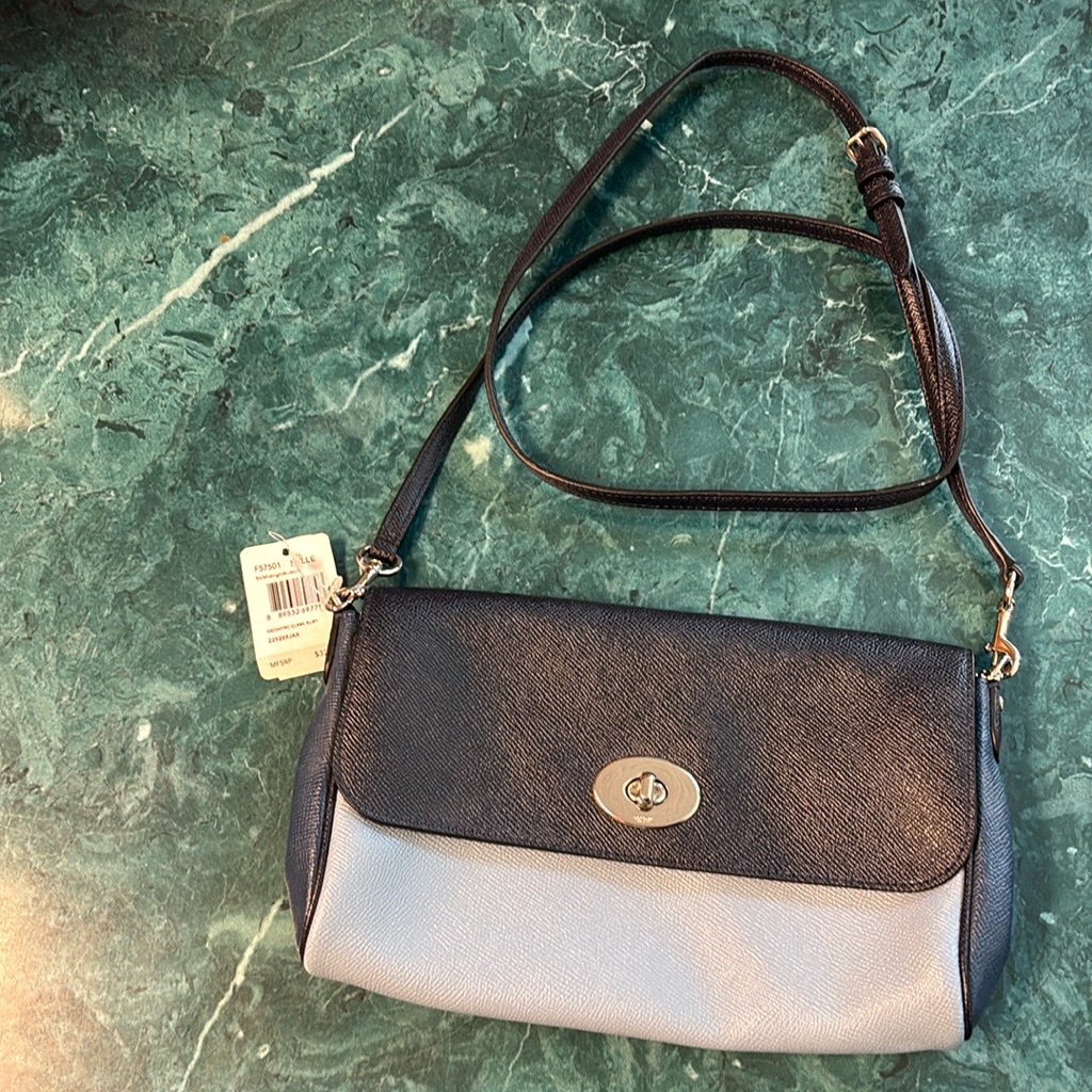 Elegant Coach Women's Bag